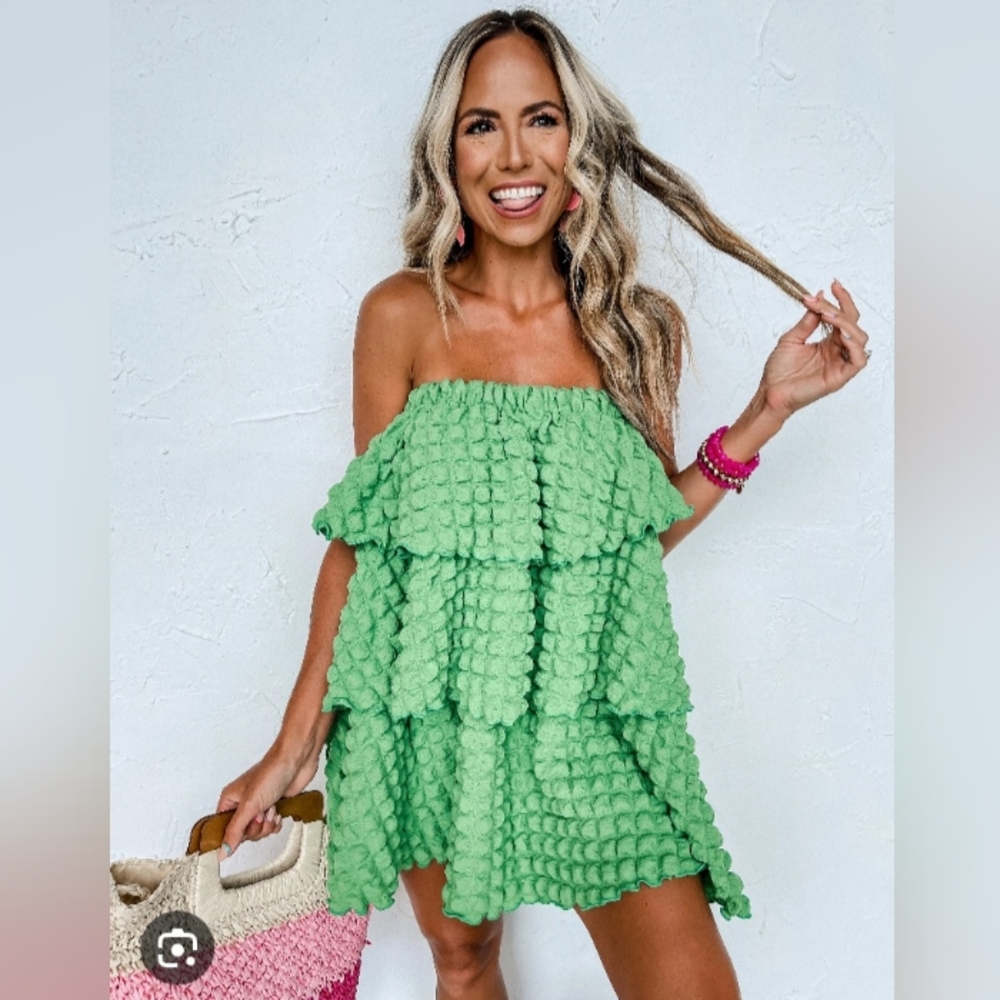 Strapless Tiered Bubble Dress / Green / Medium / NWOT